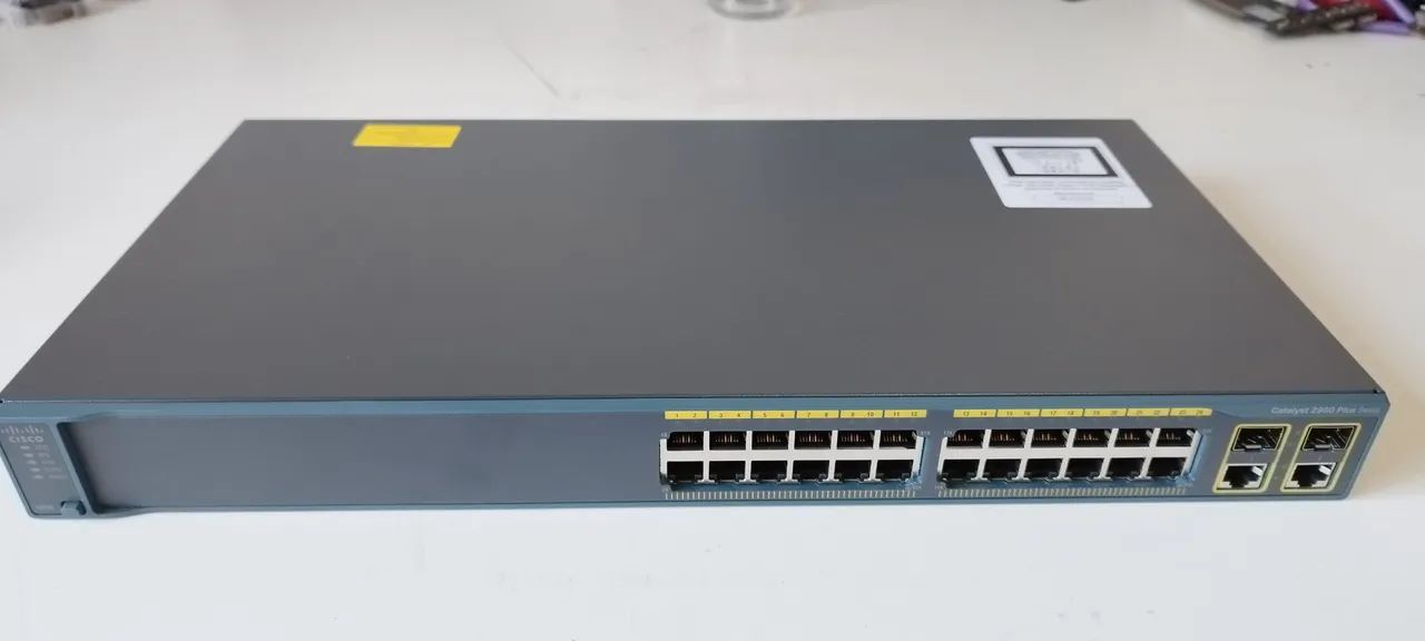 Pra sair rápido, Switch CISCO ws-c2960+24tc-l  v02