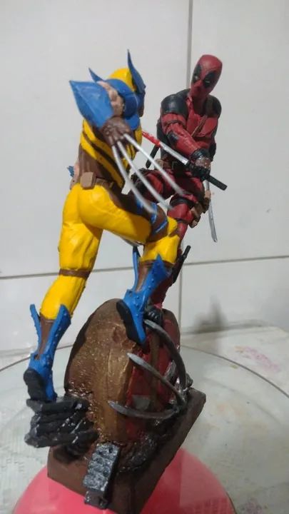 Diorama Wolverine vs Deadpool  - Foto 4