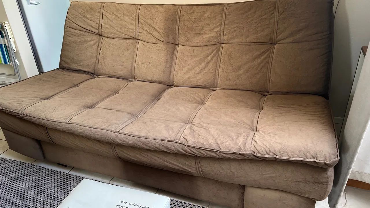 Sofá confortável e aconchegante
