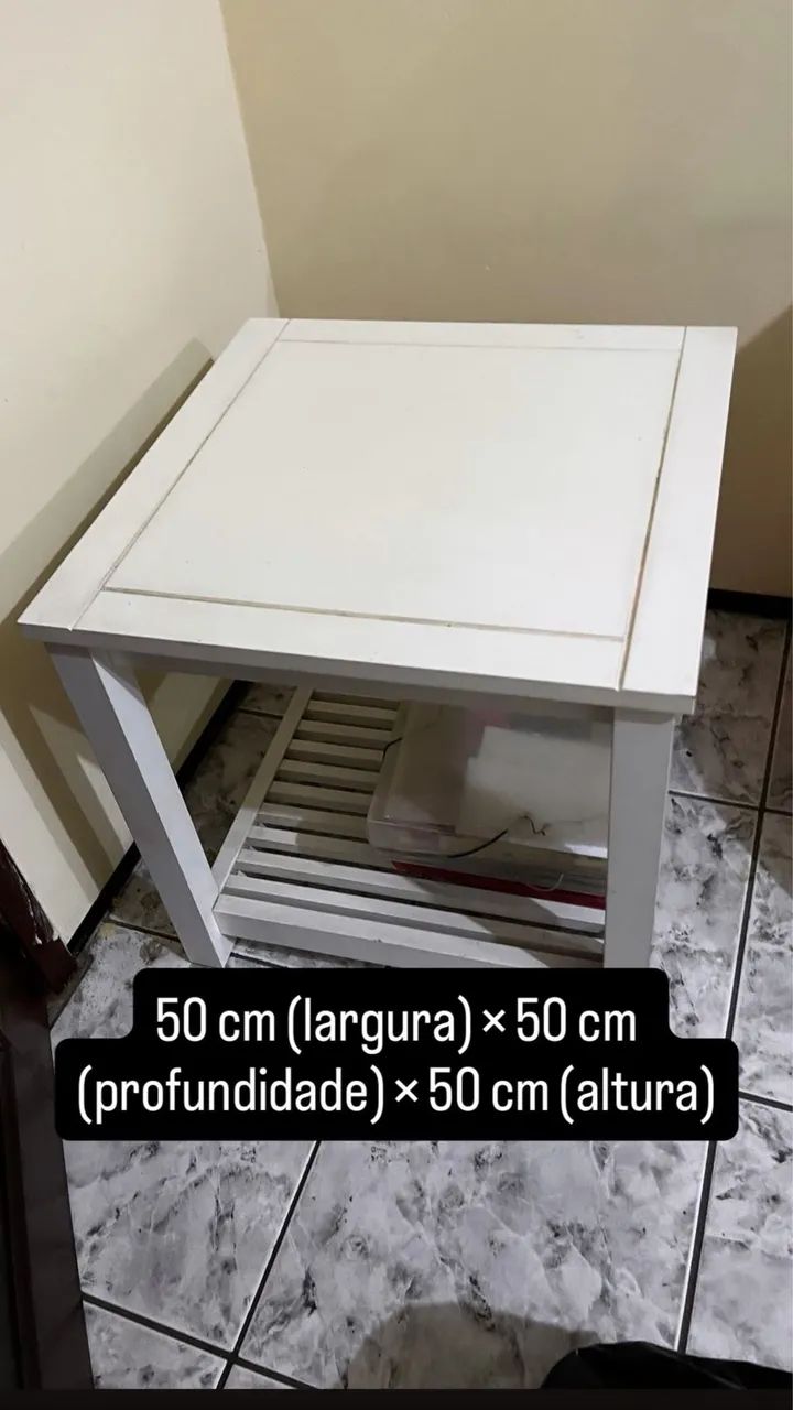 Mesa Lateral Tok&Stok 50×50 cm - Madeira Maciça