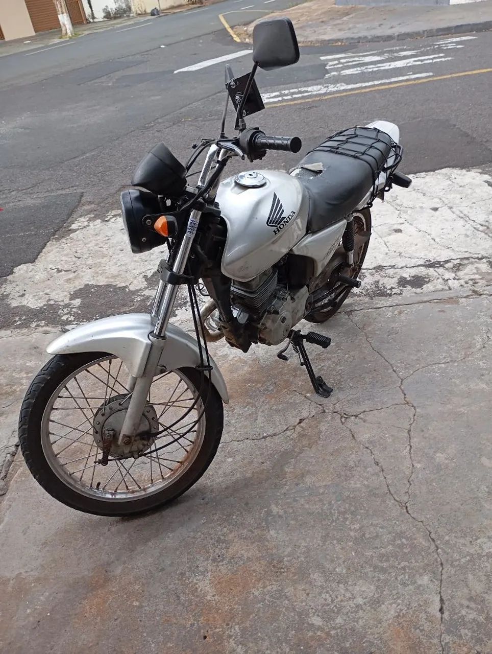 Vende-se Titan 150 motor novo na garantia funciona tudo, moto documento Ok - Foto 2
