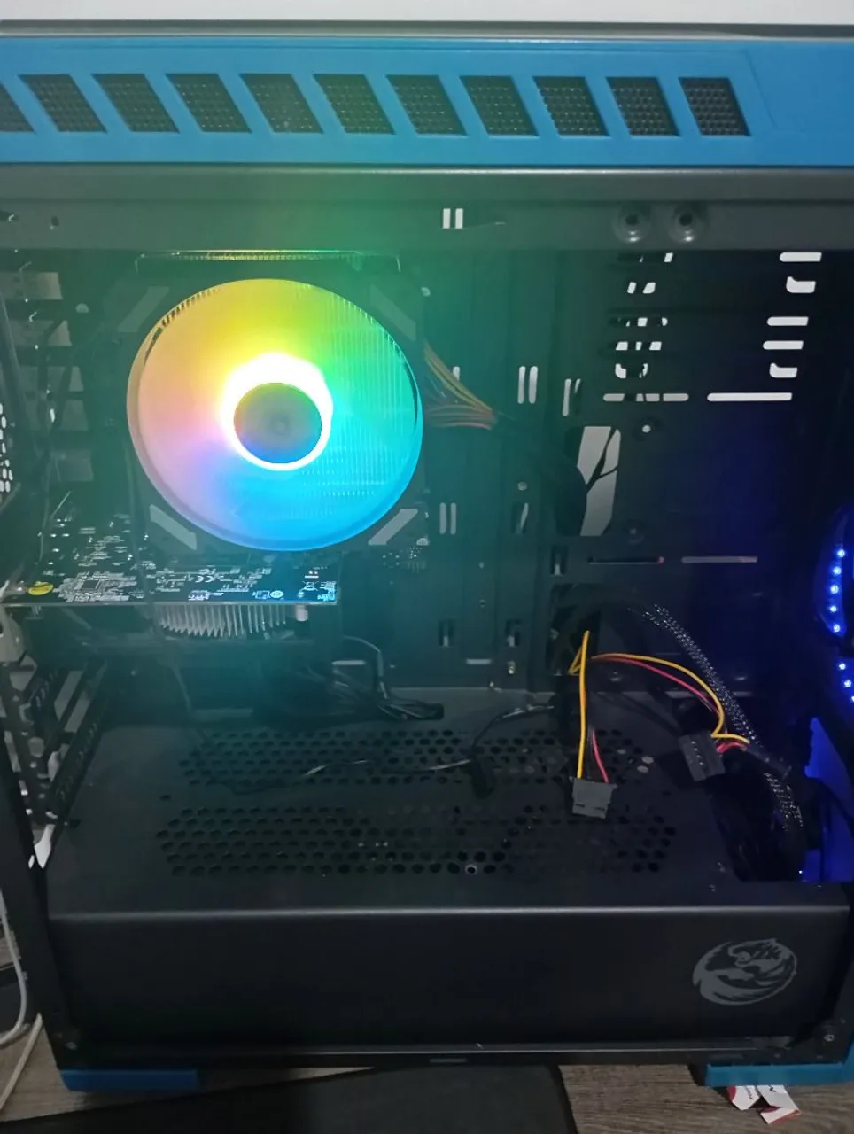 PC Gamer com LED RGB - Desempenho Imbatível!