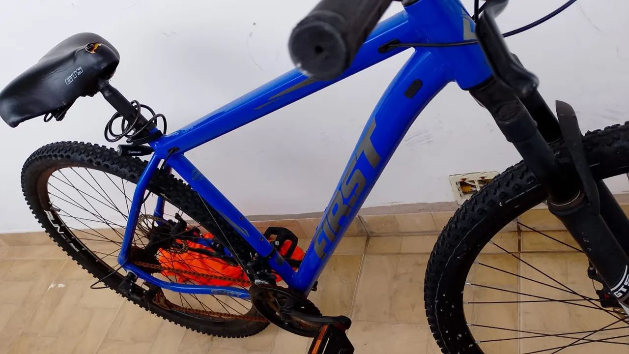 Bicicleta Aro 29 Azul com Marchas - Foto 3