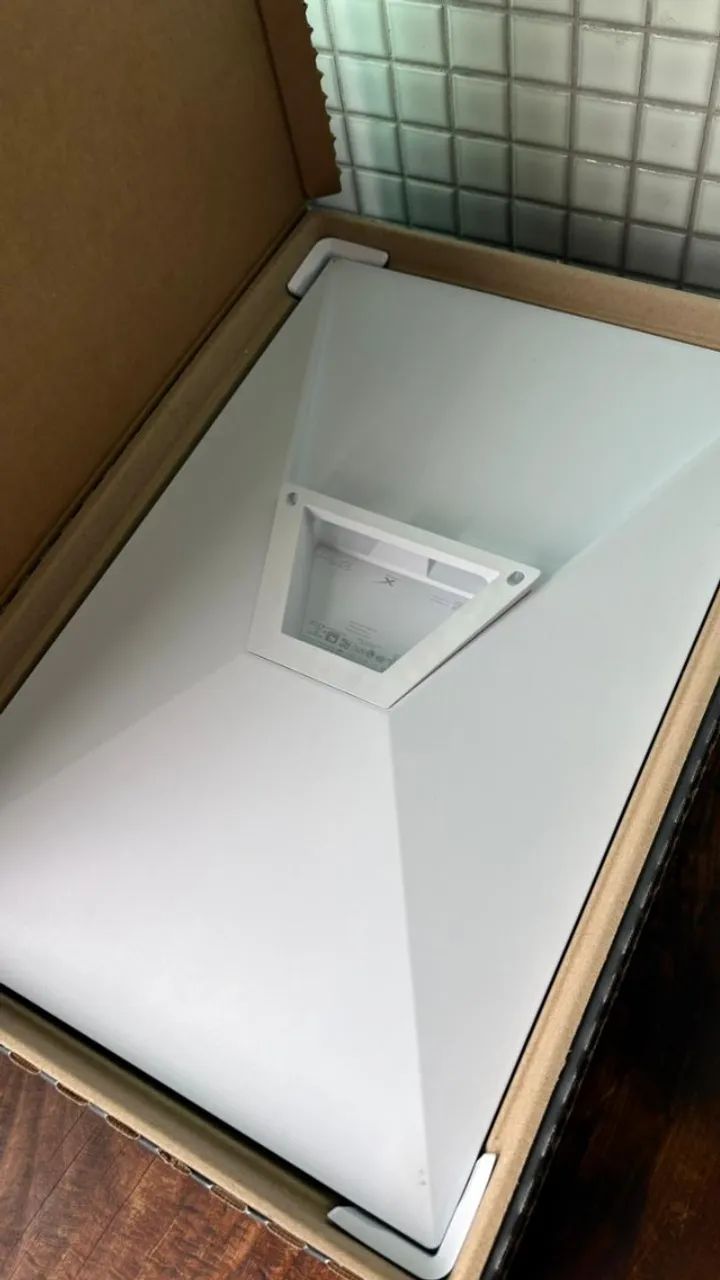 Starlink Standard Kit V4 Satellite Internet Antenna - With Invoice and Warranty64330129403266123