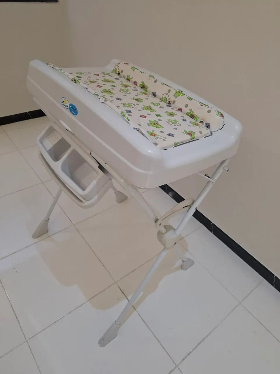 Vendo Banheira mais trocador Millenia Burigotto - Foto 2