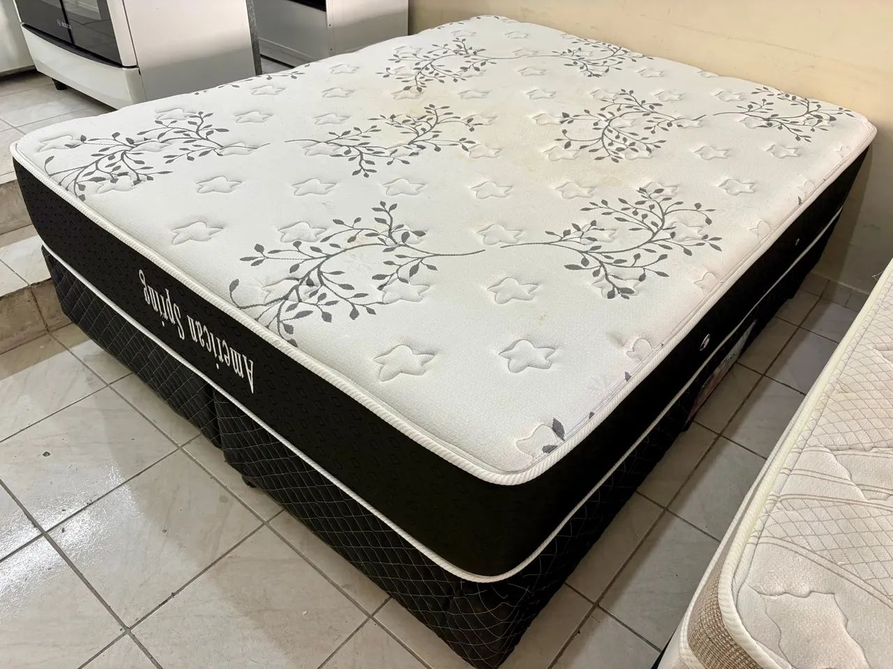 Cama Box de casal Queen , cama de casal American Spring  - Foto 2