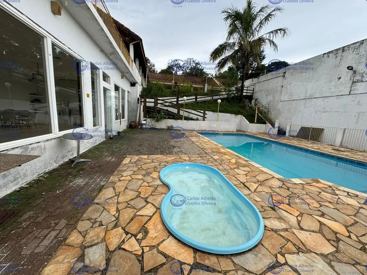 Chácara para venda ou locação com 03 suítes em Terras de Santa Cruz - Ivoturucaia - Jundia
