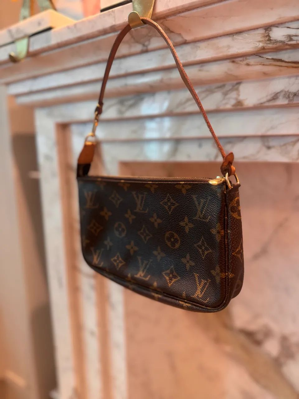 Bolsa ORIGINAL - Louis Vuitton - Pochette Acessories Monogram - Foto 2