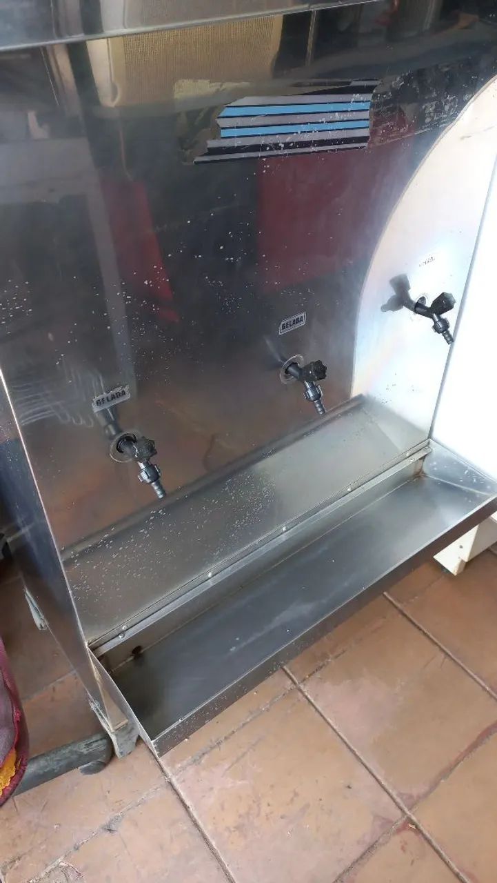 Bebedouro industrial inox 100 litros 
