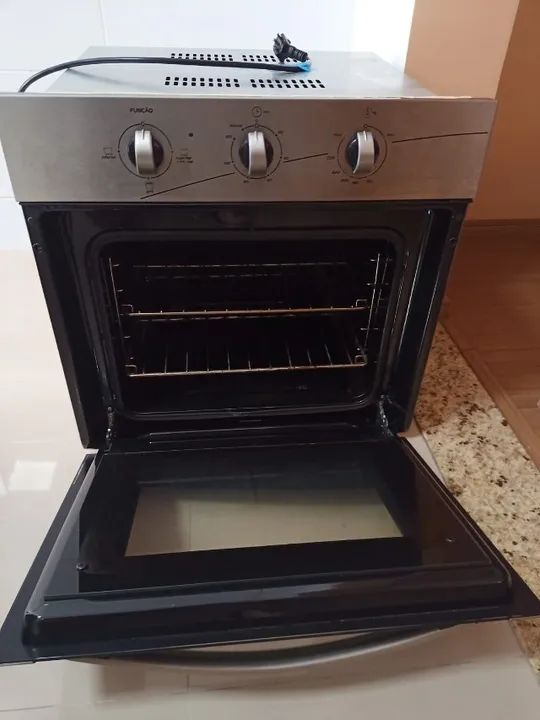 Forno elétrico de embutir Continental  66L - Foto 4
