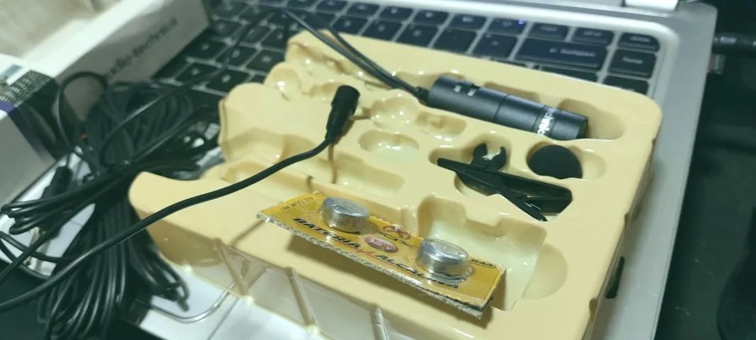 Microfone Lapela Audio-technica Para Entrevistas Atr3350is - Foto 2