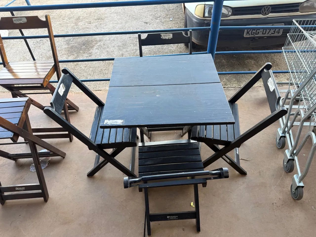 Conjunto de Mesa e Cadeiras para Restaurante - Foto 2