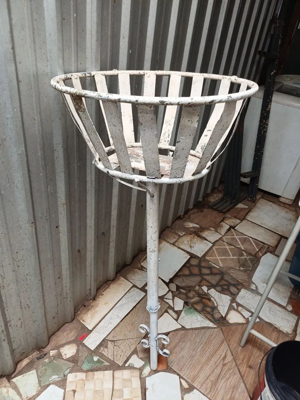 Lixeira usada - Foto 2