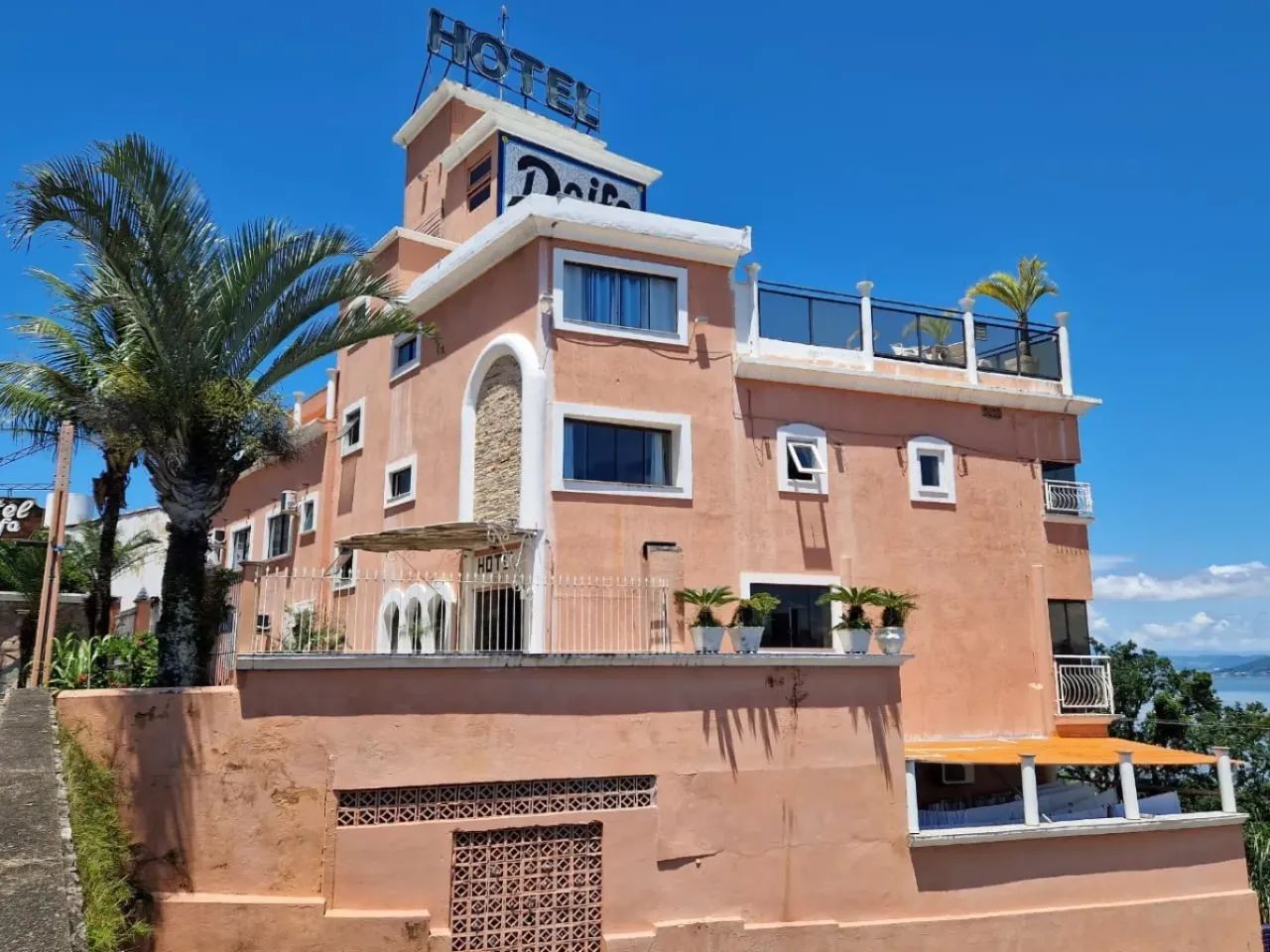 Hotel à Venda Porteira Fechada | Investimento Premium em Florianópolis