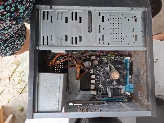 Vendo 2 CPUs usadas para aproveitar as peças.  - Foto 5