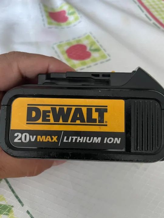 Jogo de Parafusadeiras Dewalt 12V Max - Foto 6