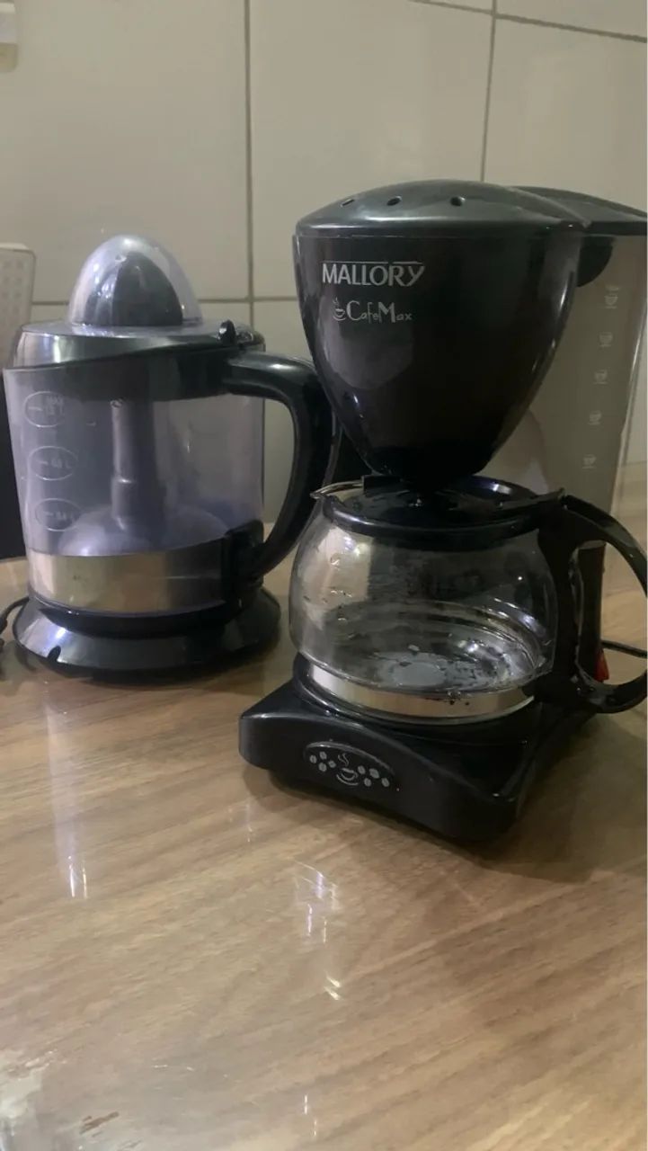 Cafeteira + Espremedor de frutas 90$ - Foto 2