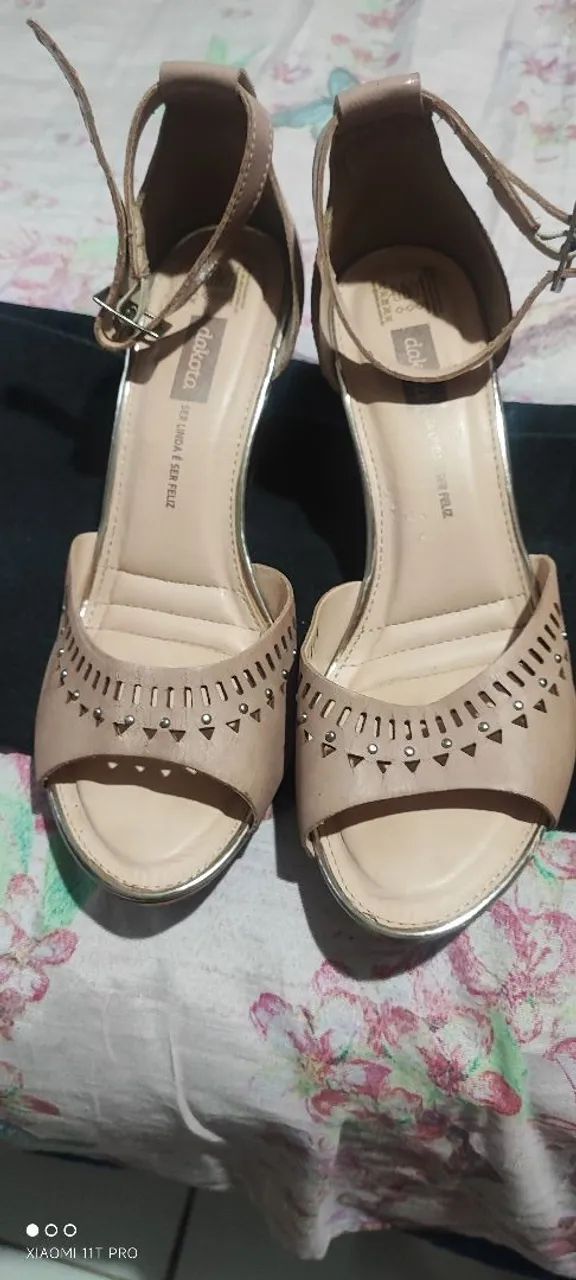 Venda sandália feminina 