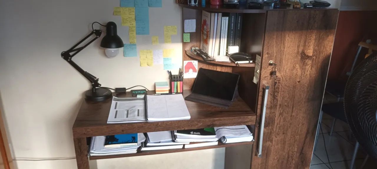Escrivaninha para estudos/computador 64961580848129120