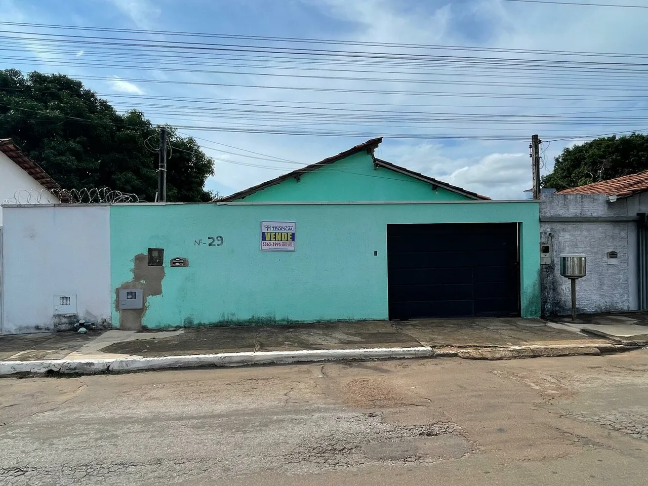 CASA em localização previlegiada a venda no Centro de Porto Nacional -TO