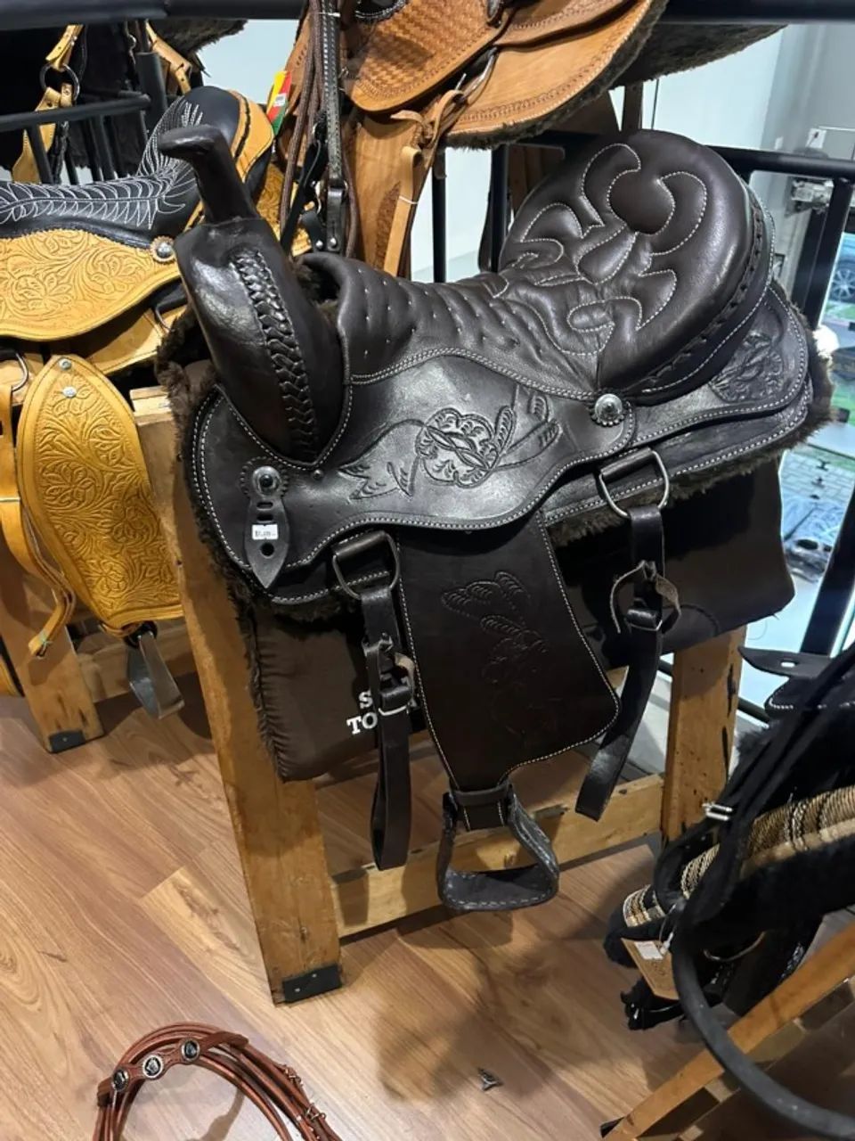 Sela Americana - Couro - Premium - Cavalgada 16 e 17 polegadas