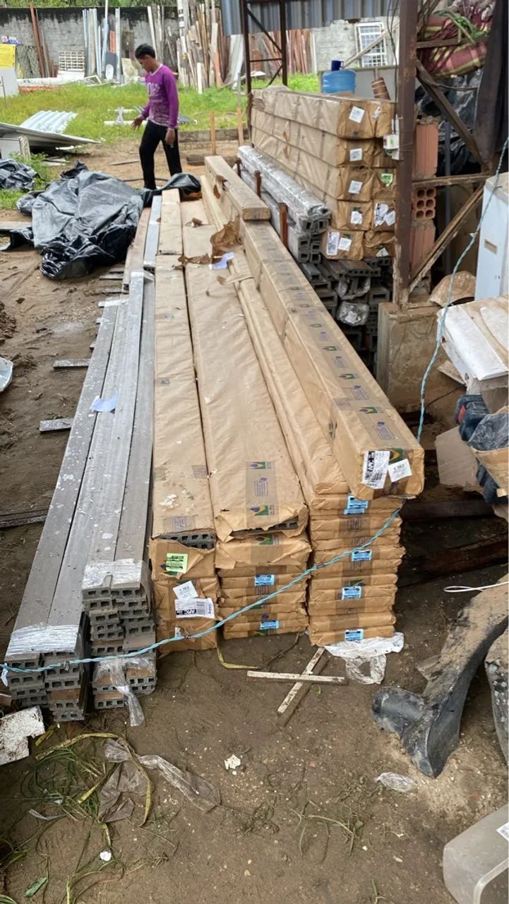 Madeira Plástica Ecologicamente Coreta