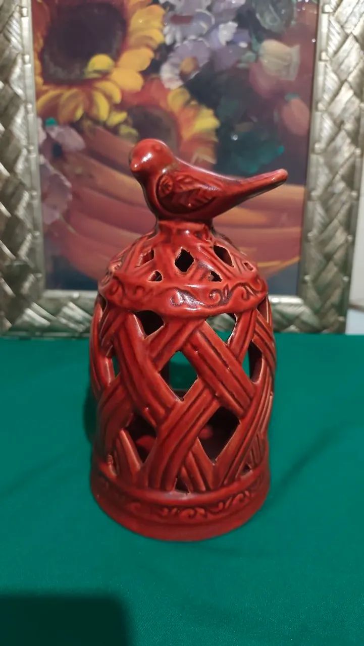 Porta-vela em Cerâmica Vazado com Pássaro - 25 cm x 15 cm<br> - Foto 2