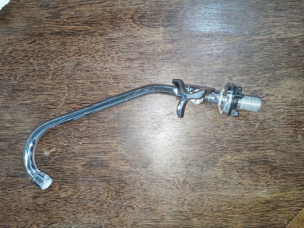 Torneira de Cozinha Cromada - Foto 2