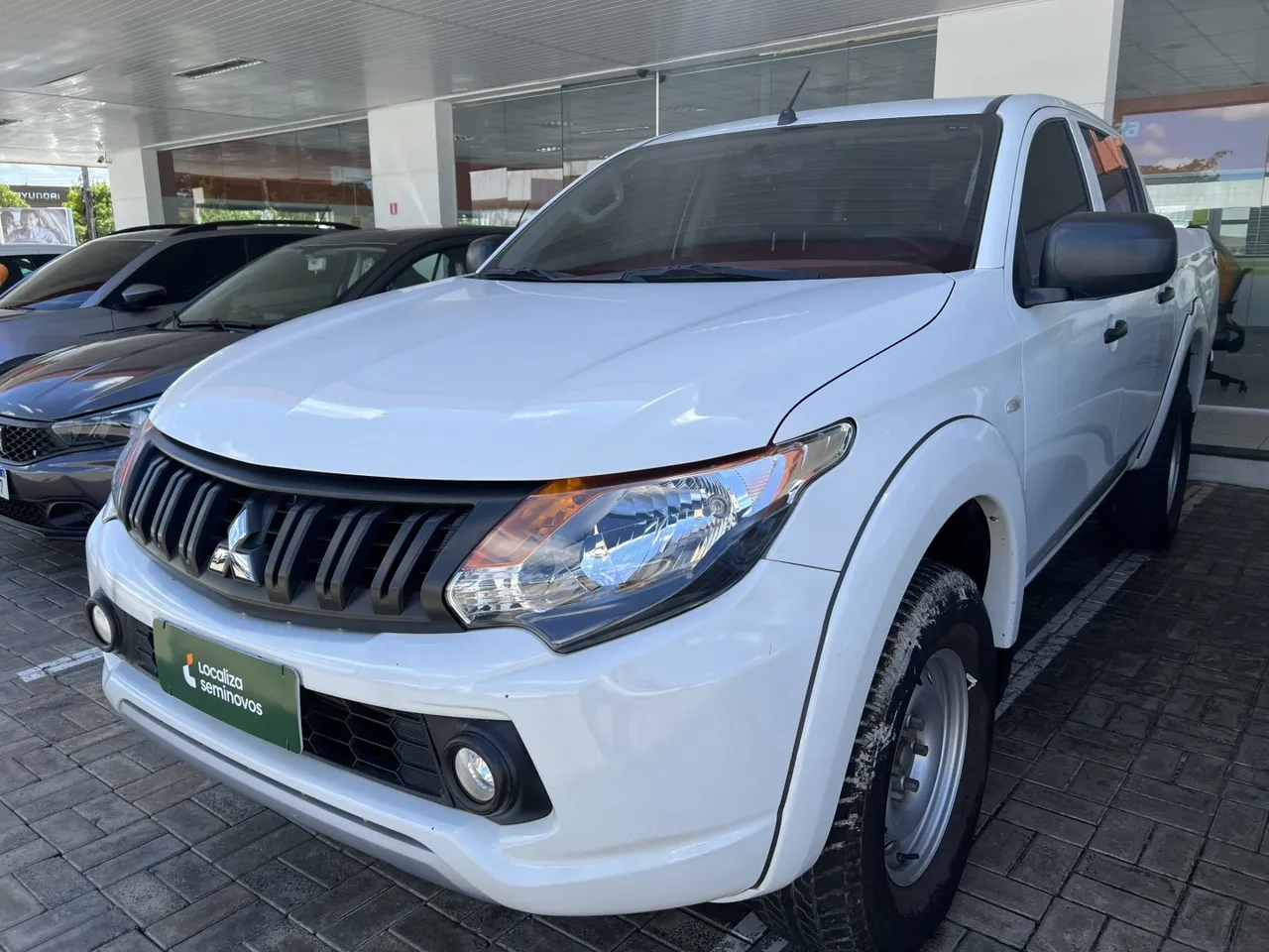 Mitsubishi L200 triton 2023 2.4 16v turbo diesel sport gls cd 4p 4x4 automático