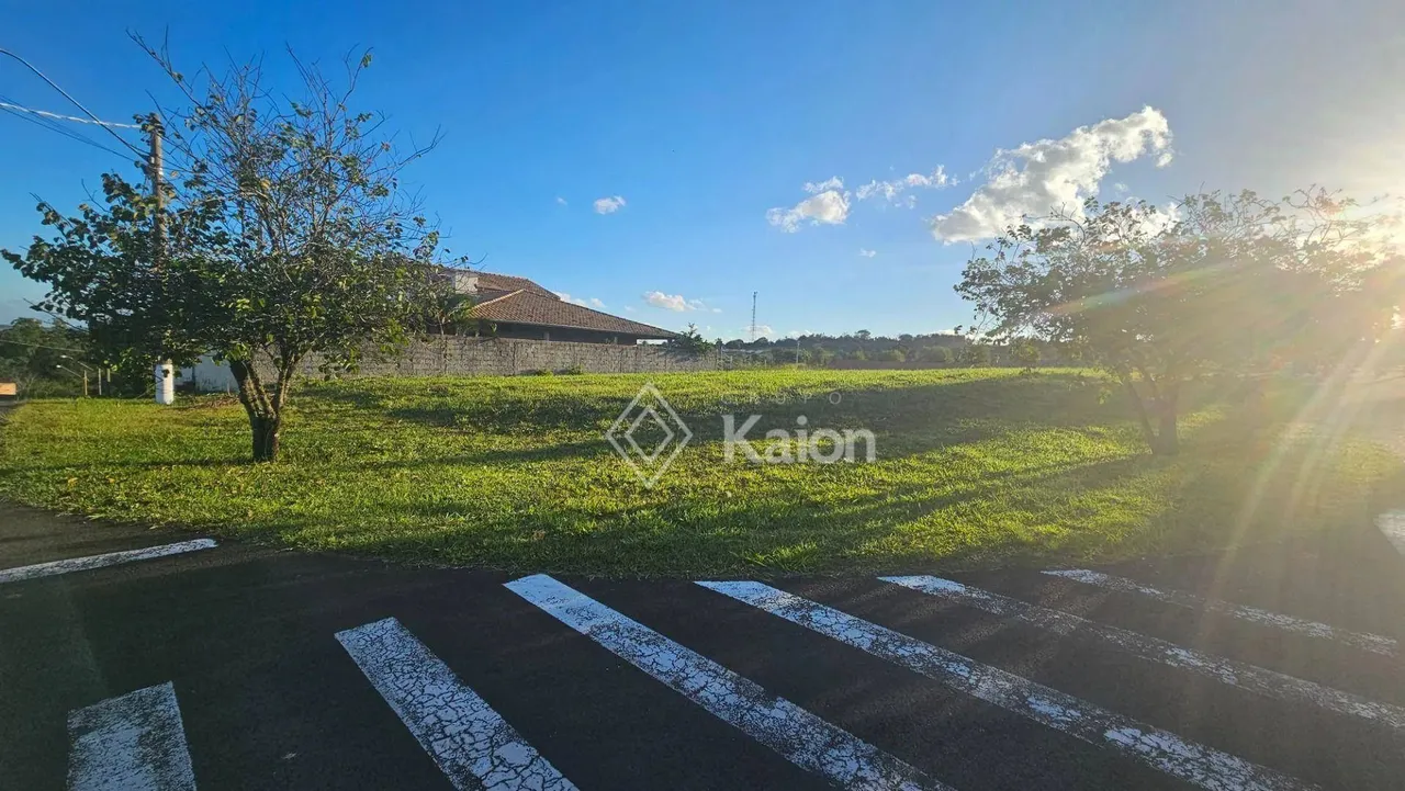 Terreno à venda no Condomínio Terras de Santa Izabel na cidade de Salto/SP