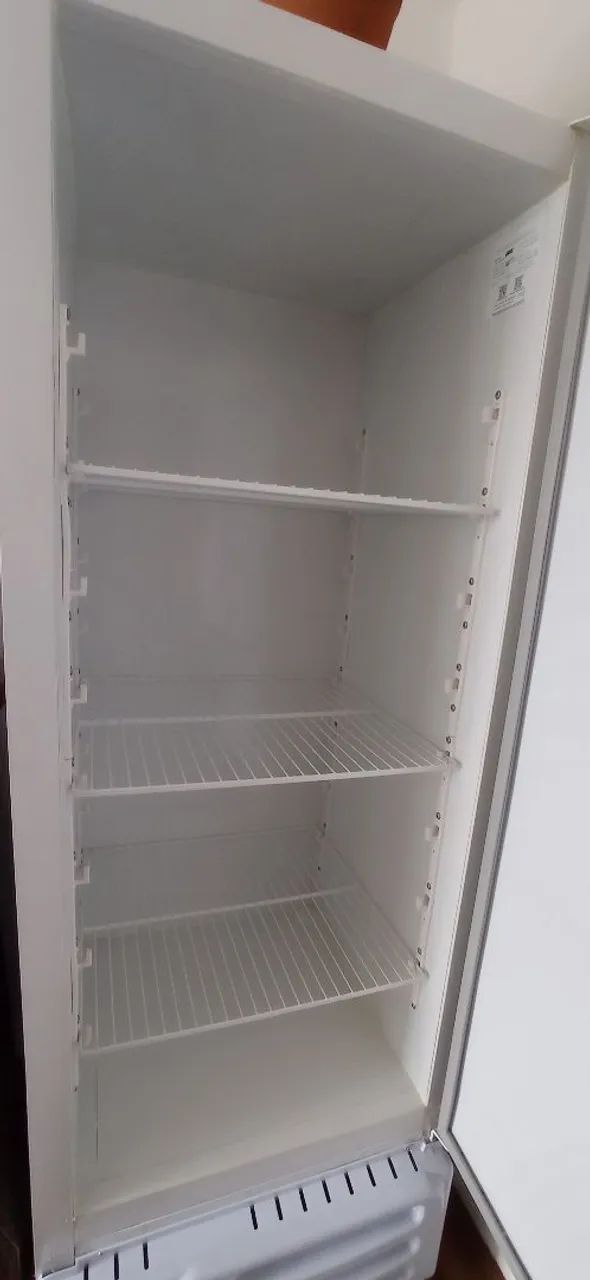 Freezer Vertical Frilux 420 litros - 220v - Foto 2