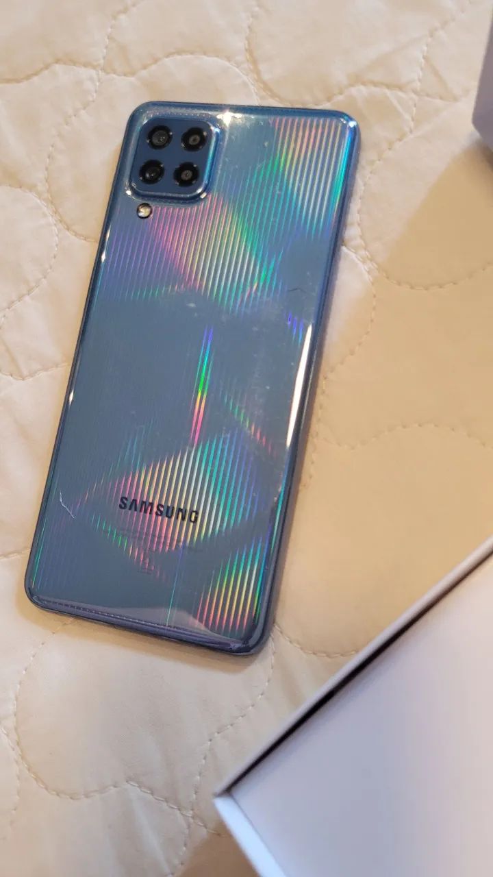 Celular Sansung Galaxy M32<br>Na caixa original, carregador e 2 capinhas vão junto<br>R$ 700 - Foto 2