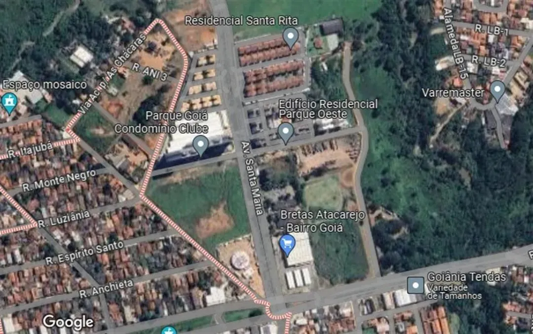 Área comercial - 21 lotes