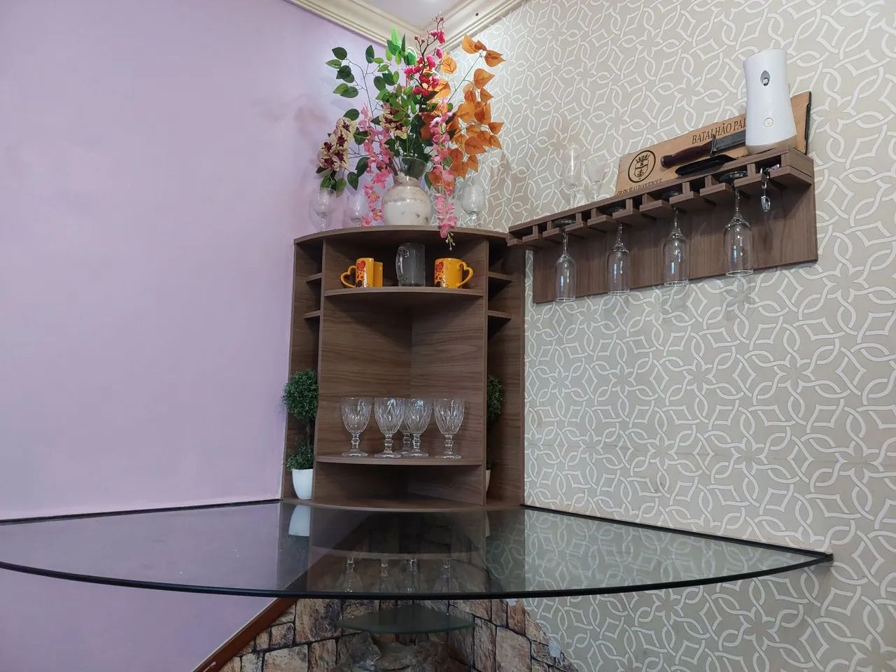 Mesa de Canto de vidro com mini adega - Foto 2