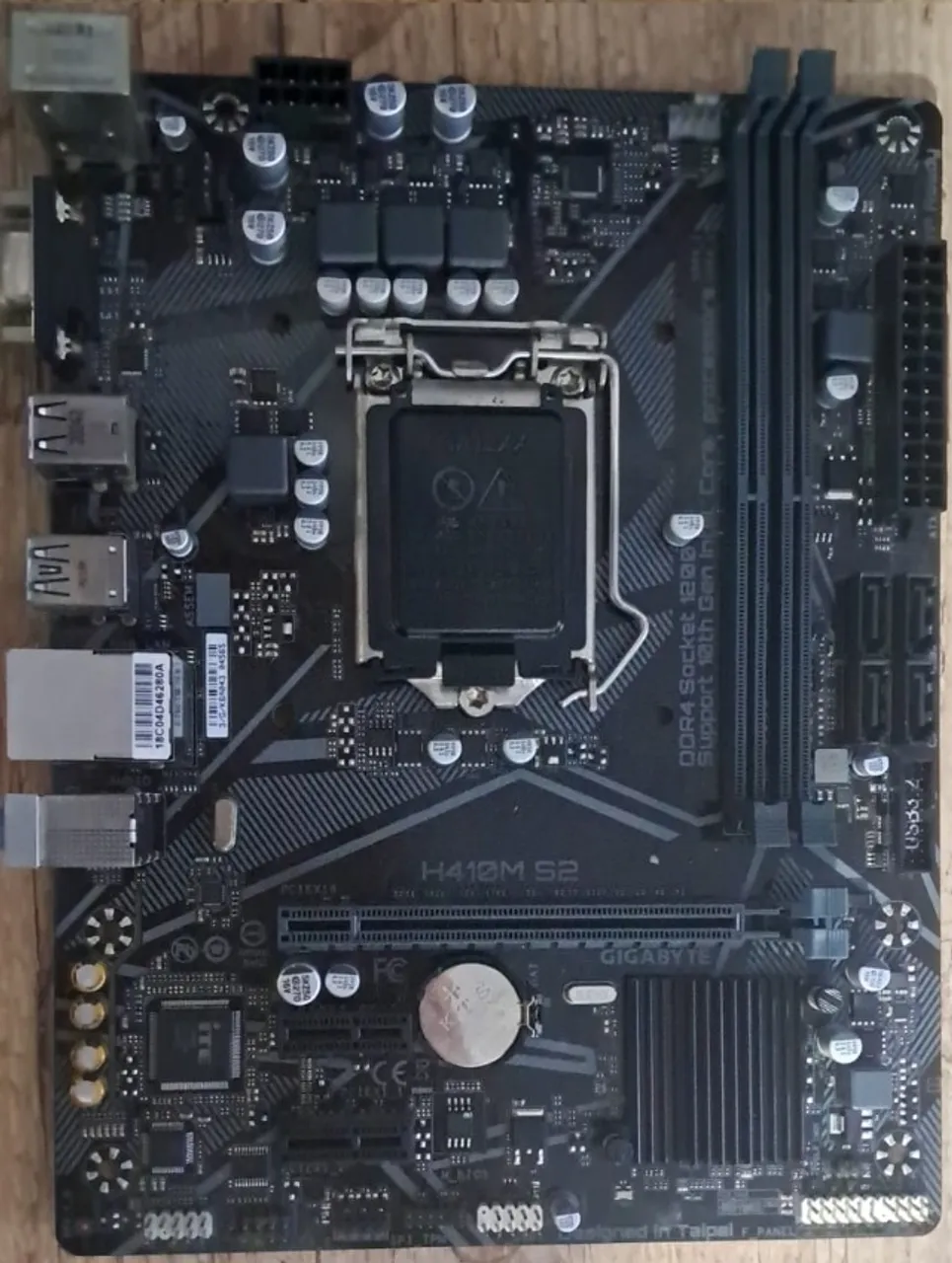[USADA] Placa Mãe GIGABYTE H410M - 10ª Geração DDR4. Última Unidade!