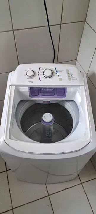 Máquina de Lavar 12kg - Seminovo