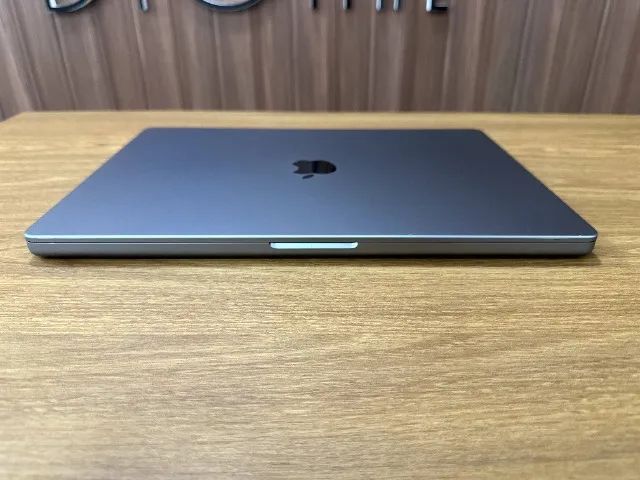 MACBOOK PRO M1 MAX, 64GB RAM, 2TB SSD, 16 POLEGADAS, 32 NÚCLEOS