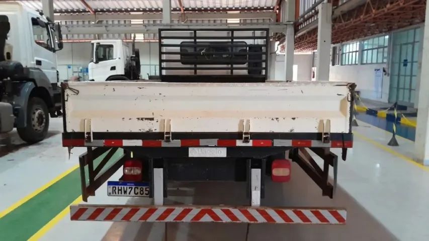 CAMINHÃO PLAT VOLKSWAGEN 9.170 4X2 DELIVERY 9,2T 165CV - Foto 4