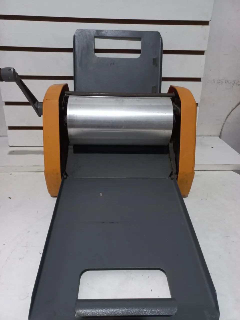 Máquina de mimiografo antiguidade 