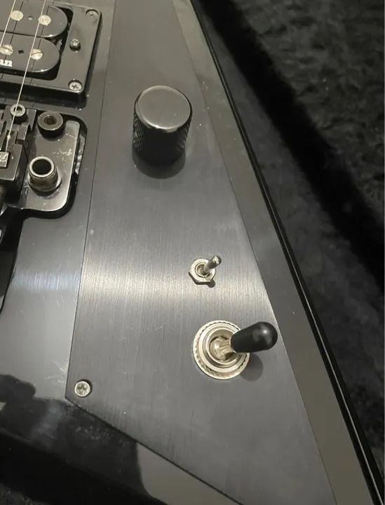 Guitarra Jackson RR1 USA com Case original - Foto 3