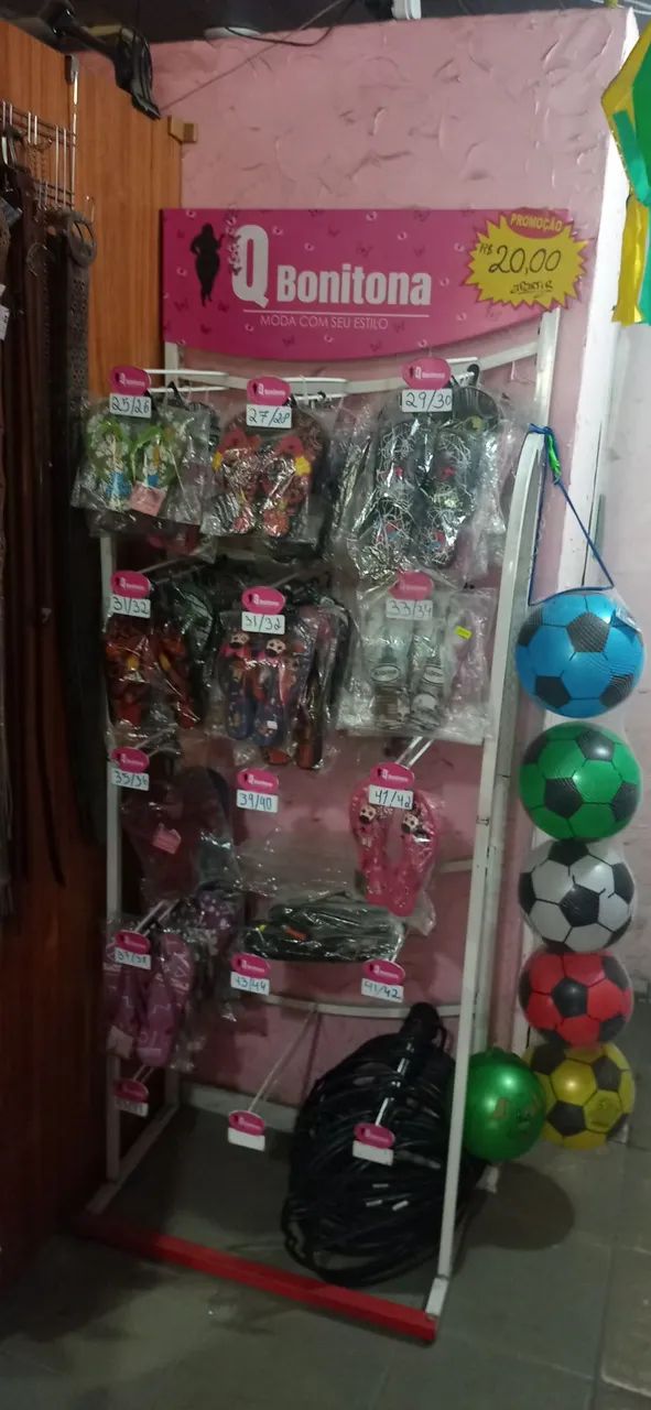 Expositor de chinelos e sandálias - Foto 2