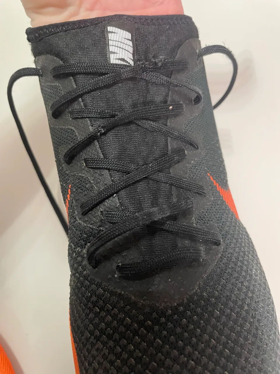 Tênis Chuteira Nike Mercurial VaporX 12 PRO IC Fast AF - Black/Orange - Foto 5