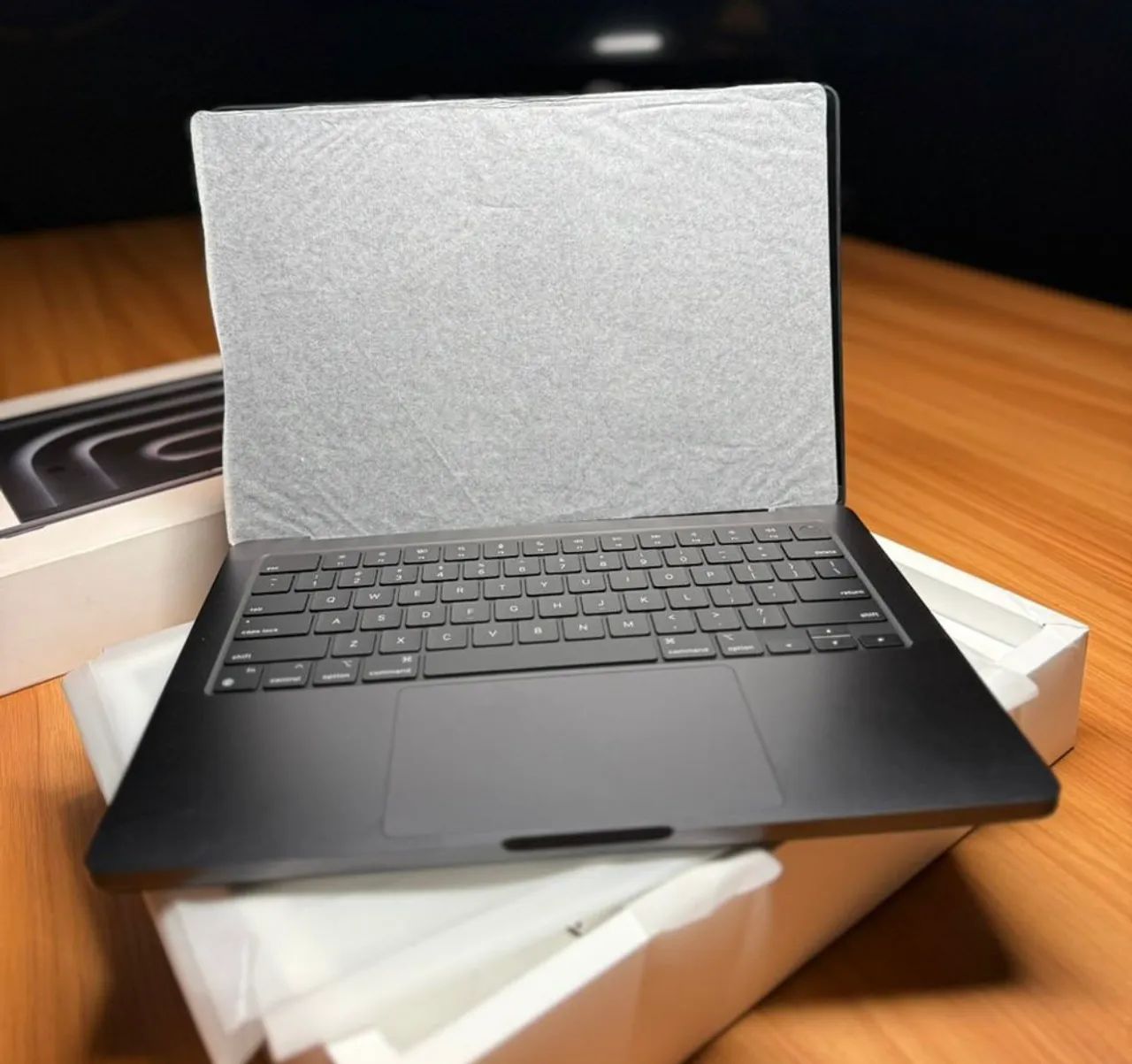 MacBook Pro M4 14inch 16GB -512GB SSD - space black - Notebooks