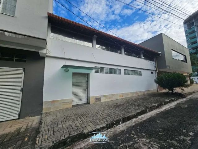 Código 4432 -  Aluga casa comercial no bairro Horto, com aproximadamente 140 m²