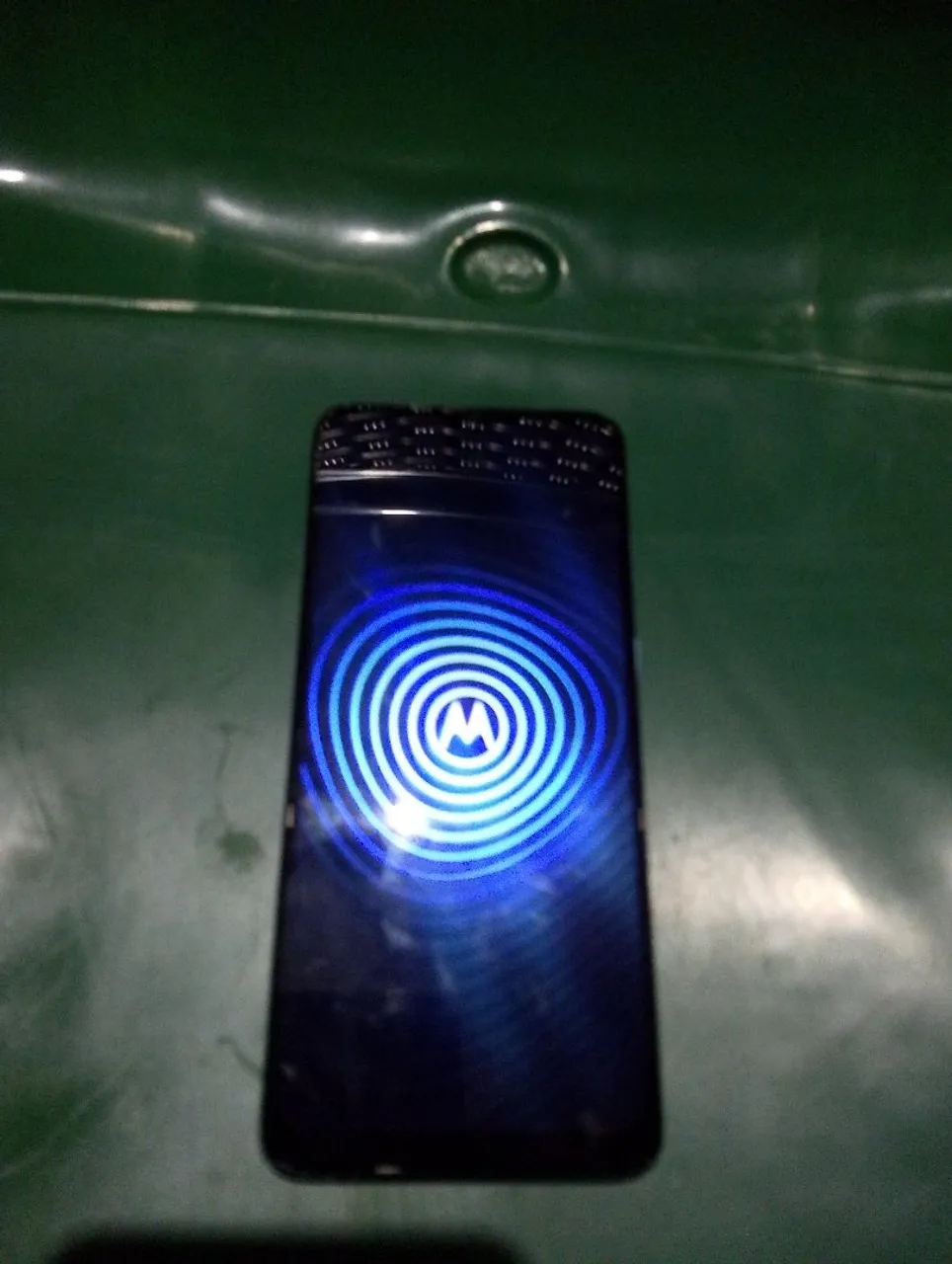 Moto E.