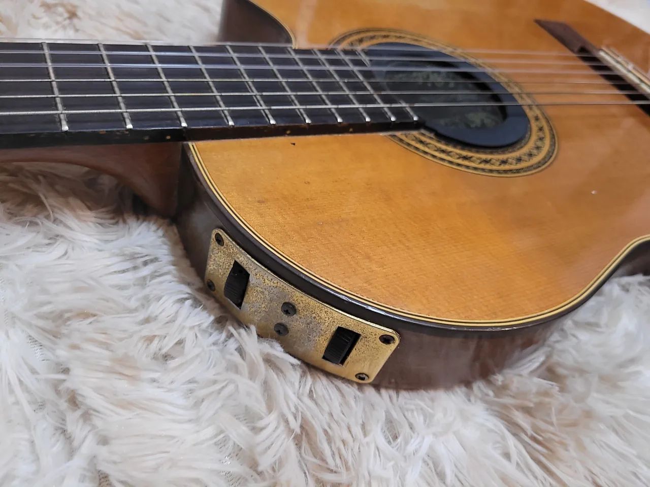 Violão Gibson maciço  - Foto 3