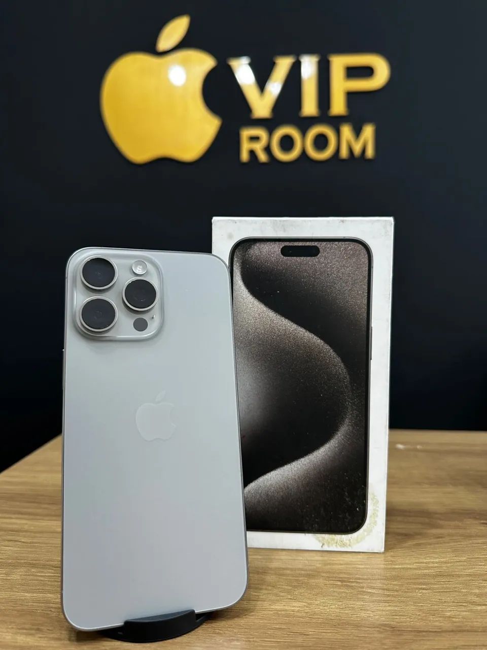 iPhone 15 pro Max 256gb natural - Celulares e Smartphones