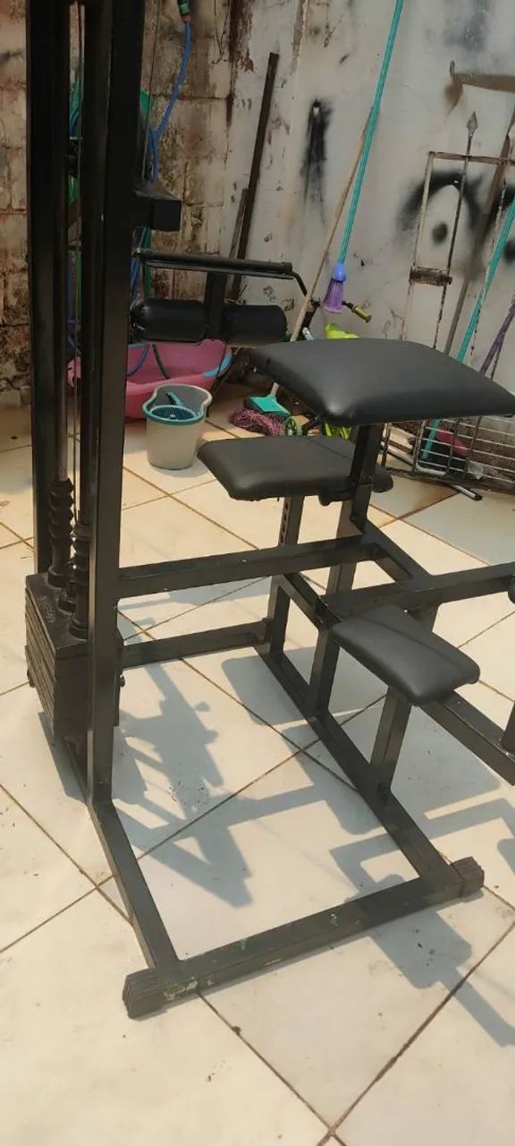 Máquina de glúteos 4 apoios