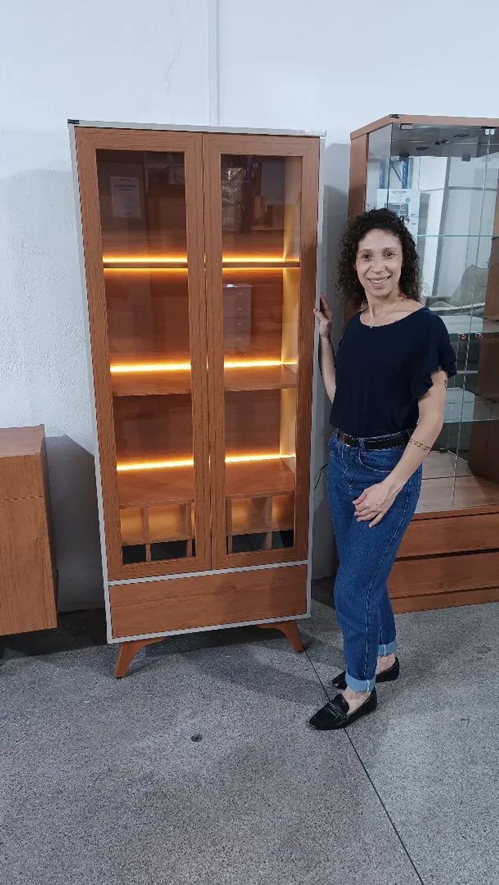 Cristaleira com led (peça nova) pronta entrega 