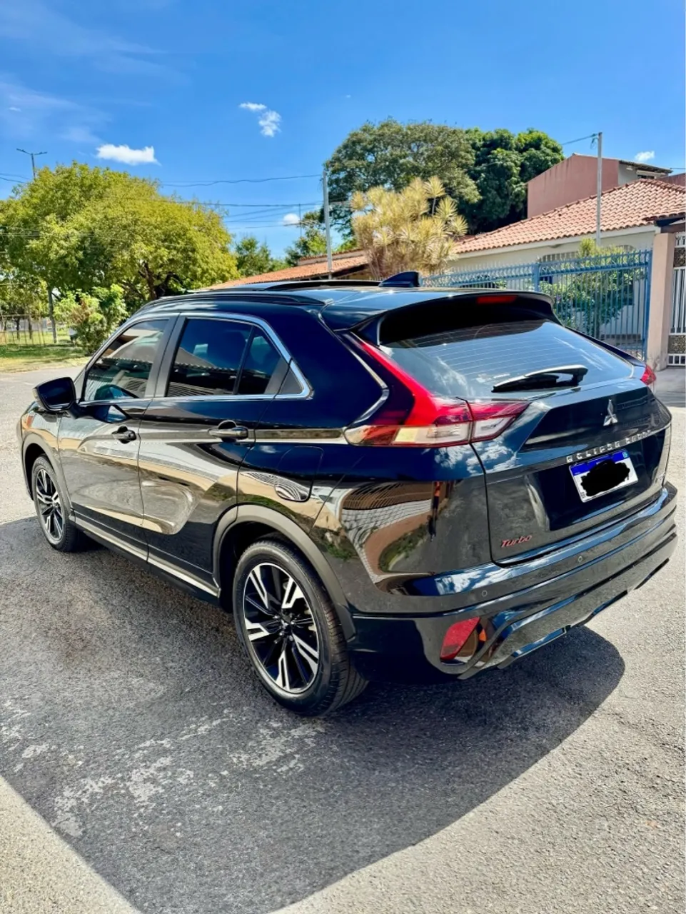Eclipse Cross HPE-S 2022/2023